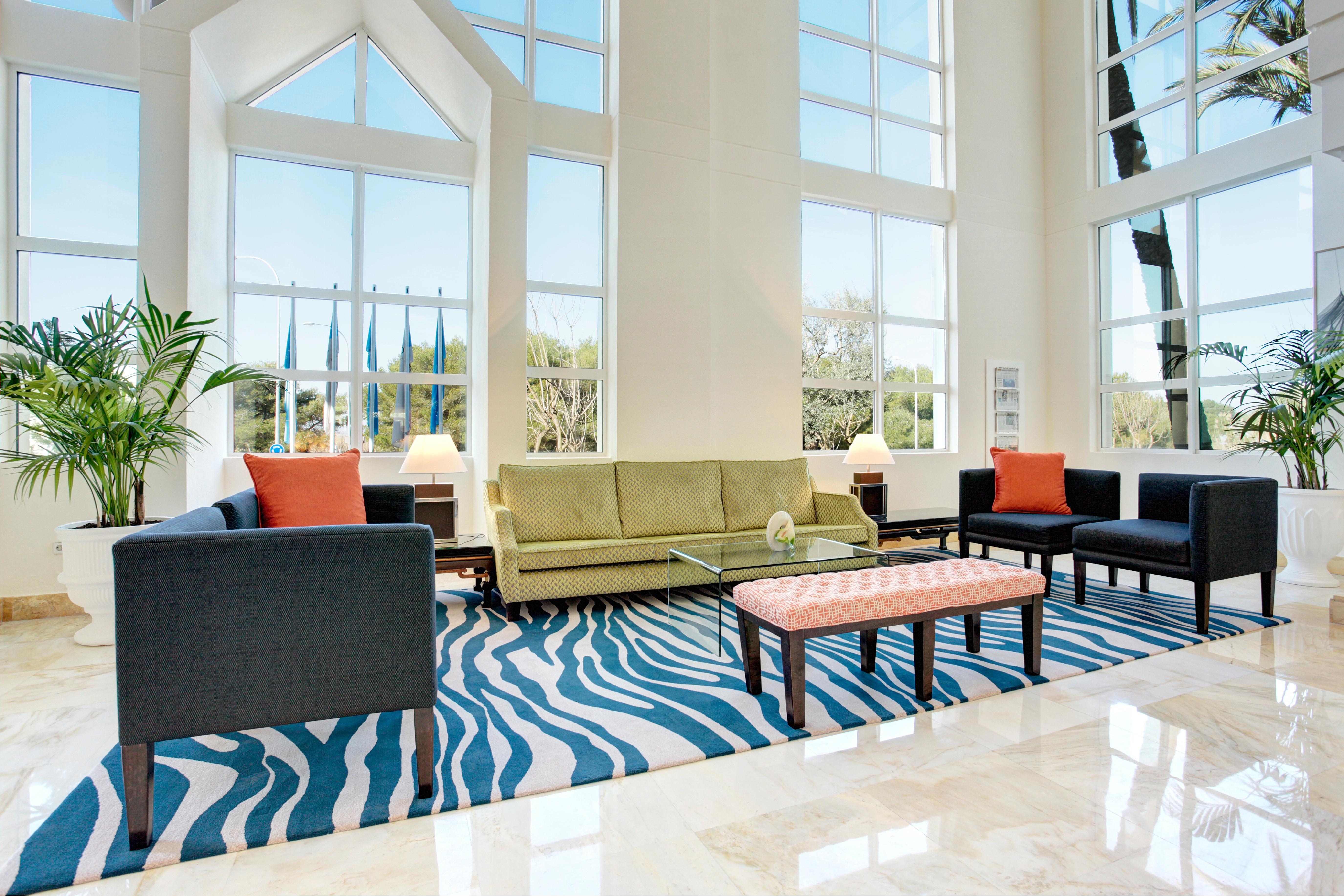 Grupotel Parc Natural & Spa Playa de Muro  Bagian luar foto Lobby
