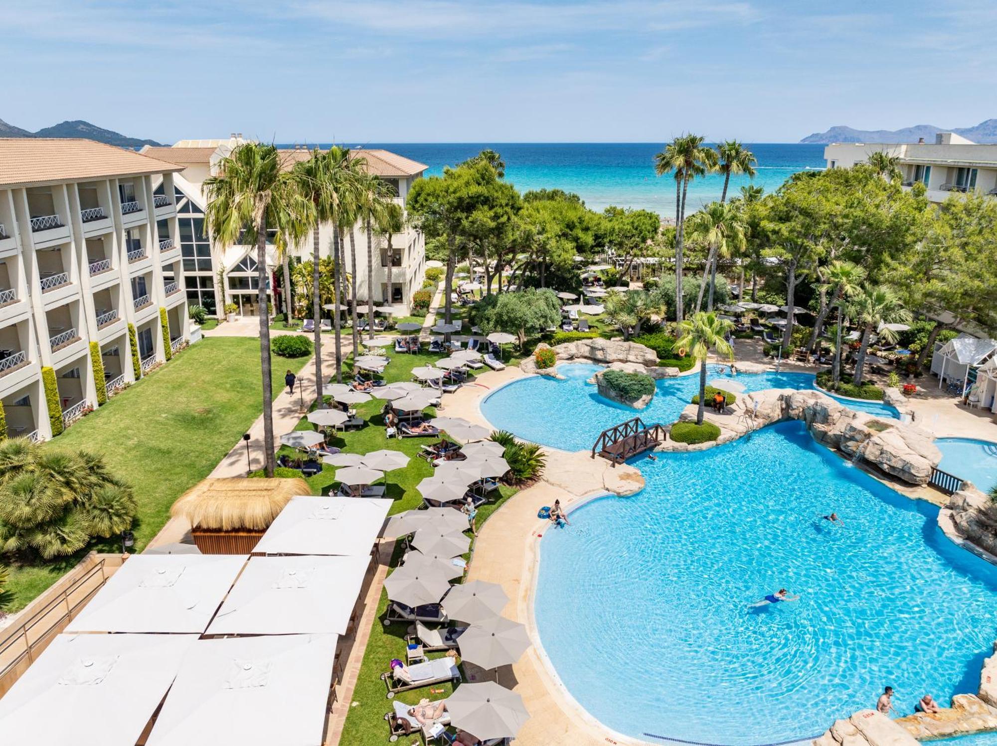 Grupotel Parc Natural & Spa Playa de Muro  Bagian luar foto Hilton Mallorca Resort and Spa